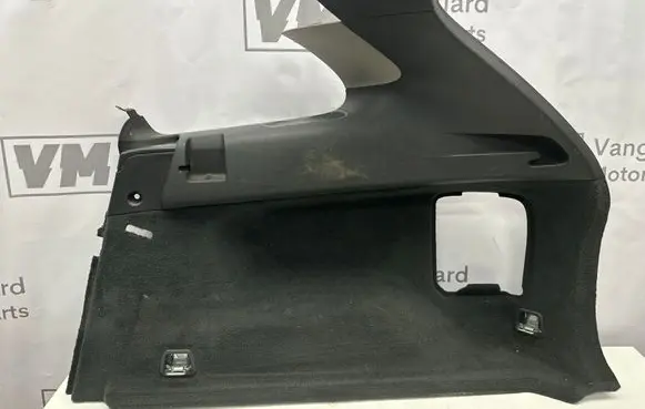 Trunk/boot lower side trim panel