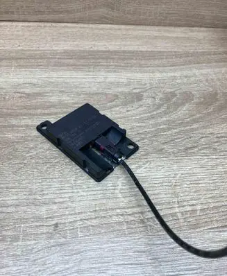 BMW 7 E65 E66 Aerial antenna amplifier 6928461 10819610 WITHPLUG