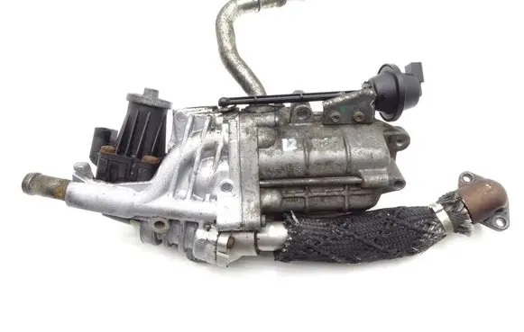 Jaguar XF X250 EGR valve 9X209U438CA 701881040