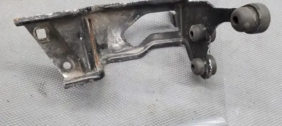 Volkswagen Golf IV ABS pump bracket 1J0614335