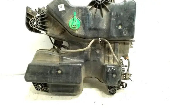 Opel Vivaro AdBlue liquid reservoir 9816290480