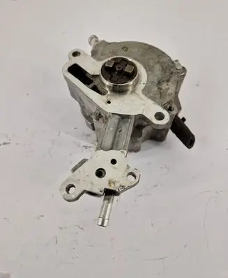 Volkswagen Caddy Vacuum pump 