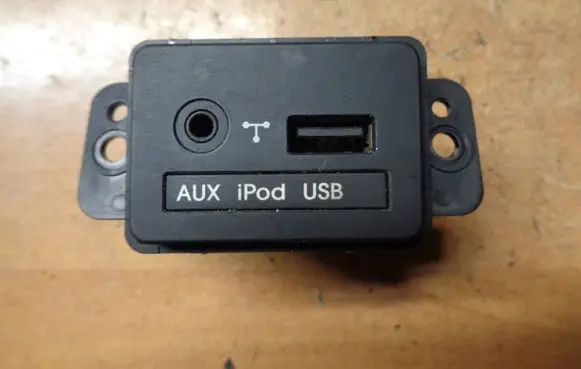 KIA Sorento USB socket connector 961202P000