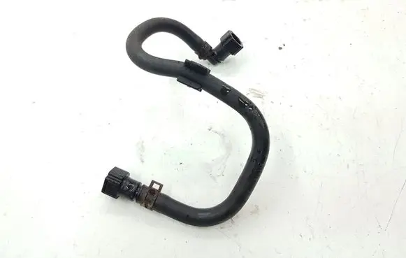 Suzuki Grand Vitara II Fuel line pipe
