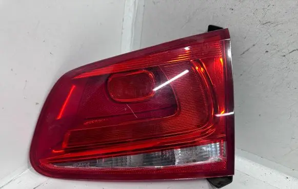 Volkswagen Touareg I Rear/tail lights 7P6945094 89090274