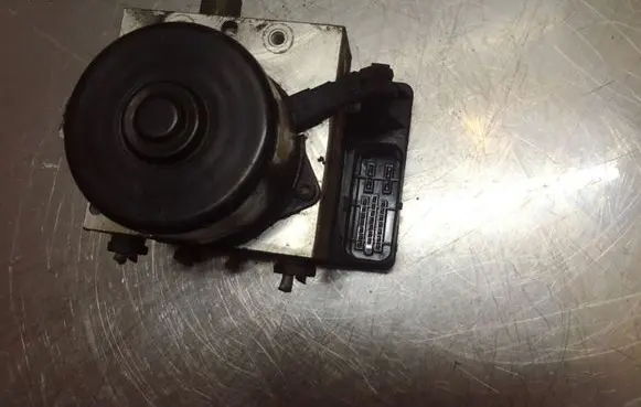 Jeep Grand Cherokee (WJ) ABS Pump 56041022AHA 25094602293