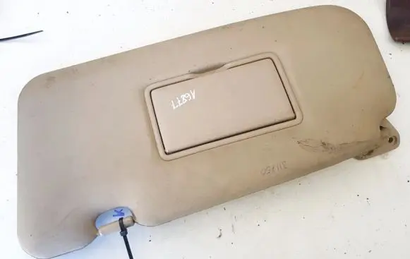 Nissan X-Trail T30 Sun visor 2w105