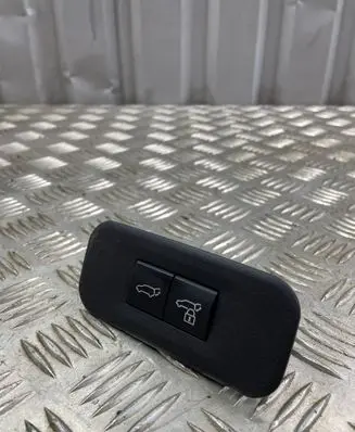 Lexus NX Tailgate/boot open switch button G392 1a394D