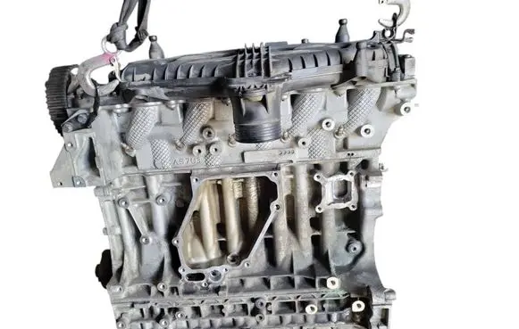 Volvo V70 Engine D5204T