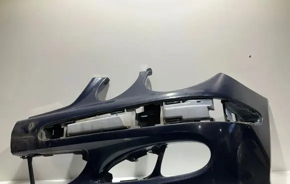 Mercedes-Benz E W211 Front bumper corner part panel trim 