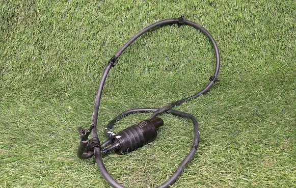 Tesla Model 3 Windscreen/windshield washer pump HS1278H3000
