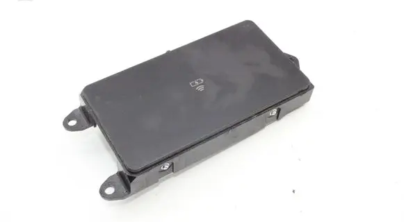 Lexus ES 250 - 300 - 330 Wireless charging module 861C033100