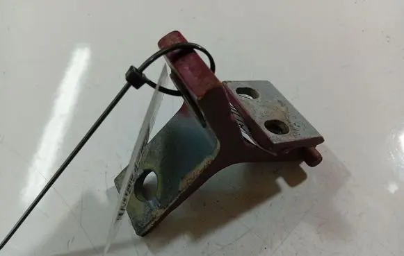Audi 80 90 S2 B4 Rear door lower hinge 893831401