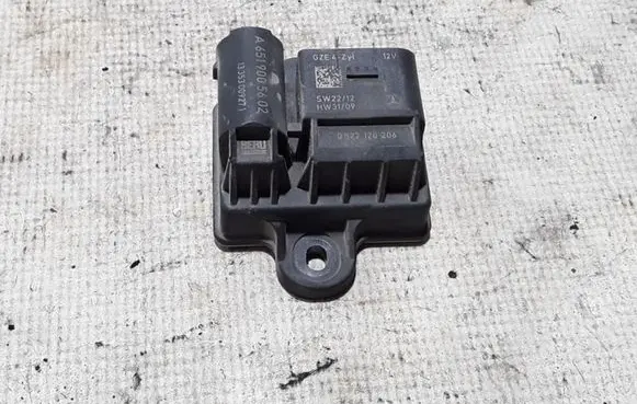 Mercedes-Benz CLA C117 X117 W117 Glow plug pre-heat relay A6519005602