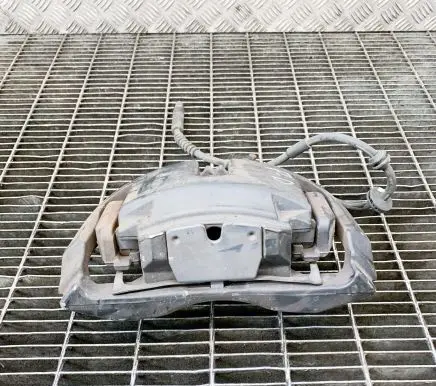 BMW 6 F12 F13 Front brake caliper