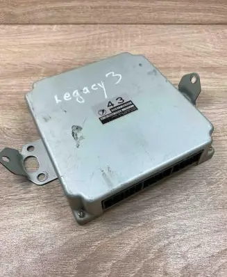 Subaru Legacy Engine control unit/module ECU 22611AE031 A18000DS5 9824