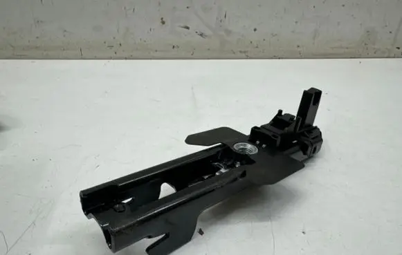Audi A6 Allroad C7 Seat belt adjustment rail 8T8857833