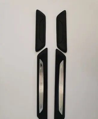 BMW X1 F48 F49 sill trim set (inner) 19074910