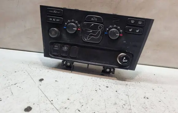 Volvo V70 Climate control unit 8691876 04W20E04 M6204300060