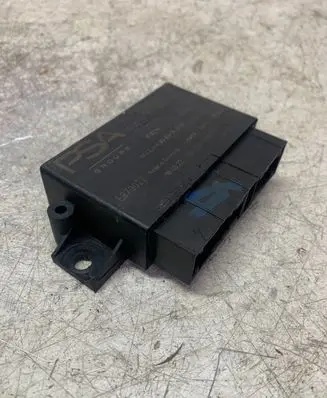 Peugeot 308 Other control units/modules E873022