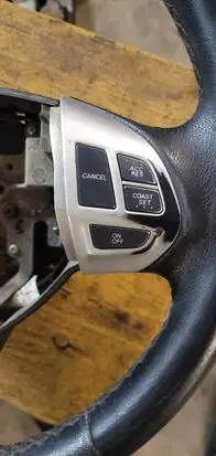 Mitsubishi Outlander Steering wheel