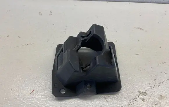 Skoda Octavia Mk3 (5E) Front bumper mounting bracket 5e0807595