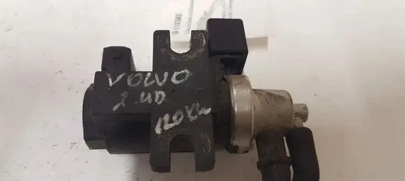 Volvo XC90 Turbo solenoid valve 72190329 90637251