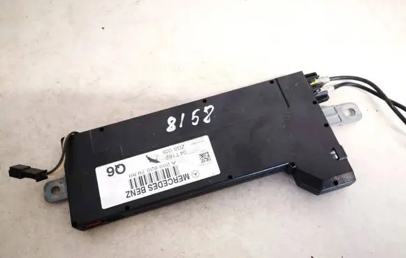 Mercedes-Benz C W203 Antenna control unit a2038207989