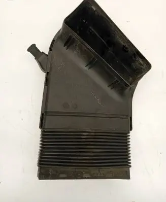 Audi A4 S4 B6 8E 8H Air intake duct part 8E0129617D