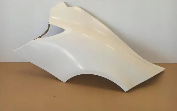 Alfa Romeo 4C Fender end trim 50525557