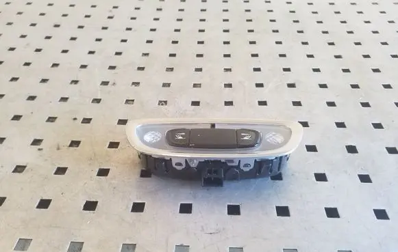 Volvo XC90 Rear seat light 31457644