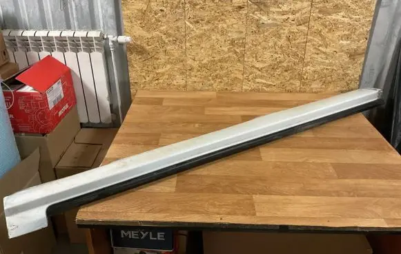 Volvo V50 Sill 08698471