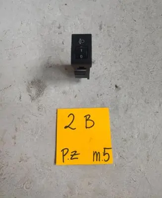 Mazda 3 I Headlight level height control switch BP4K666F0