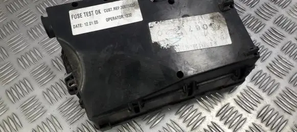 Ford Focus Fuse box set 3m5t14a142ab 3m5t-14a142-ab