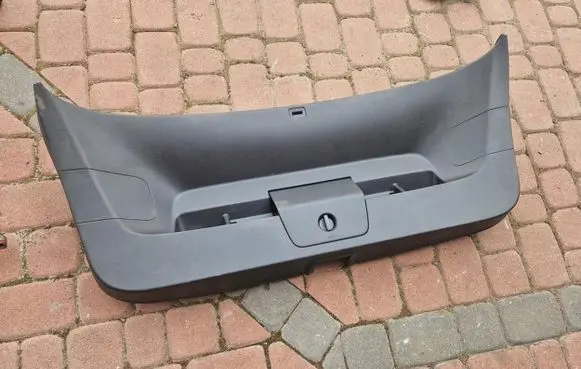 Volkswagen Golf VII Tailgate/boot lid cover trim 5G6867605B