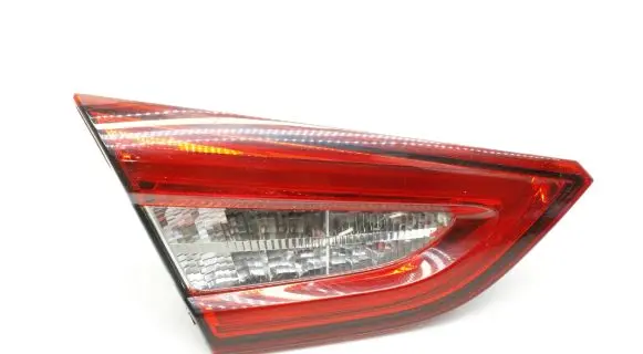 Maserati Quattroporte Tailgate rear/tail lights 670009229