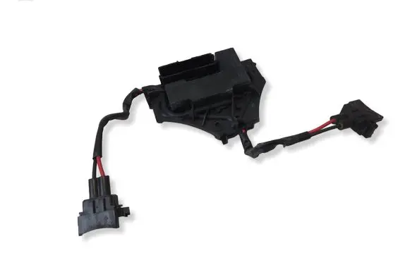 Saab 9-3 Ver2 Coolant fan relay 1379131