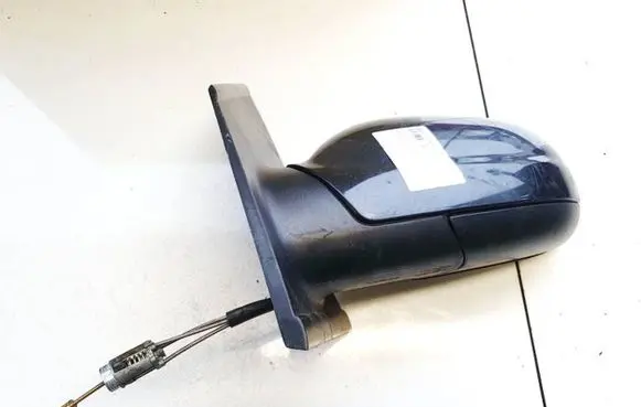 Volkswagen Fox Front door electric wing mirror