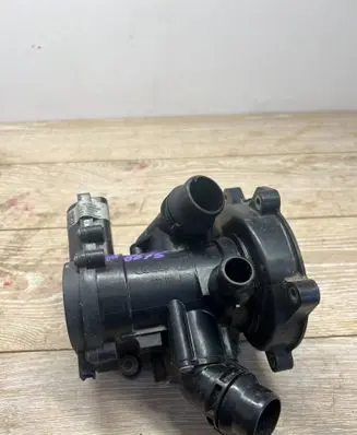 Audi A4 S4 B9 Water pump 06L121111J