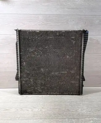 BMW X5 E53 Coolant radiator 7788387 57TUAT01