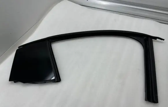 Tesla Model X Rear vent window glass 43R004553 E000214 DOT615M40VEG