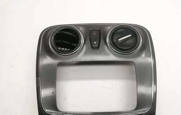 Dacia Sandero Dashboard air vent grill cover trim 682607123R