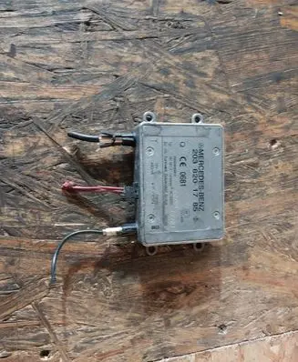 Mercedes-Benz C W203 Antenna control unit 2038201785 09102113