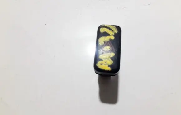 Mazda 323 Hazard light switch 153132