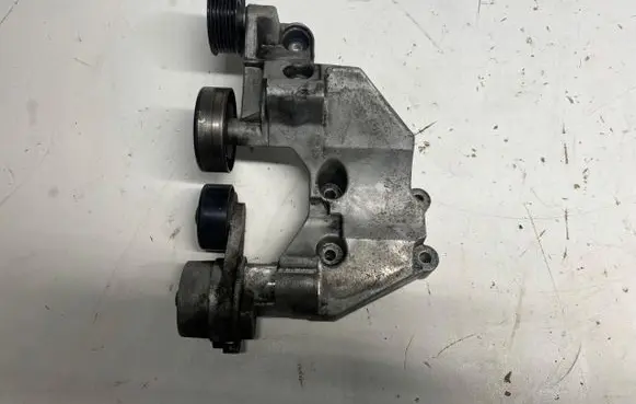 Generator/alternator bracket
