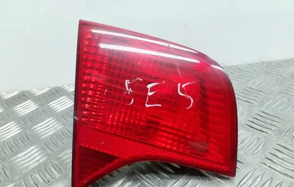 Audi A4 S4 B7 8E 8H Tailgate rear/tail lights 8E5945093A