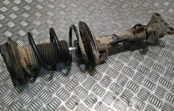 Mercedes-Benz C W204 Front shock absorber with coil spring