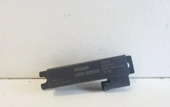 Jaguar XE Keyless system antenna 3031271001 AH4215K603AA