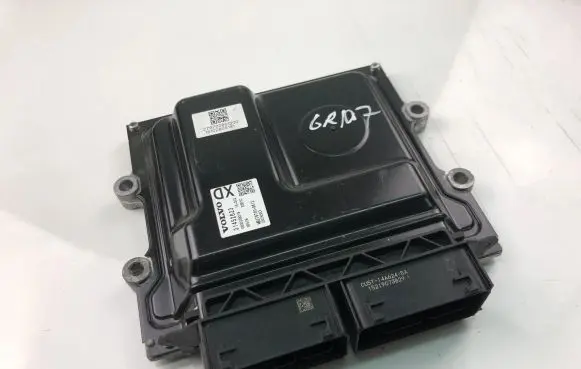 Volvo V40 Engine control unit/module ECU 31452623