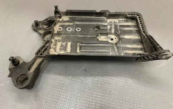 Volkswagen e-Golf Battery tray 5Q0915321J 5Q0915331K